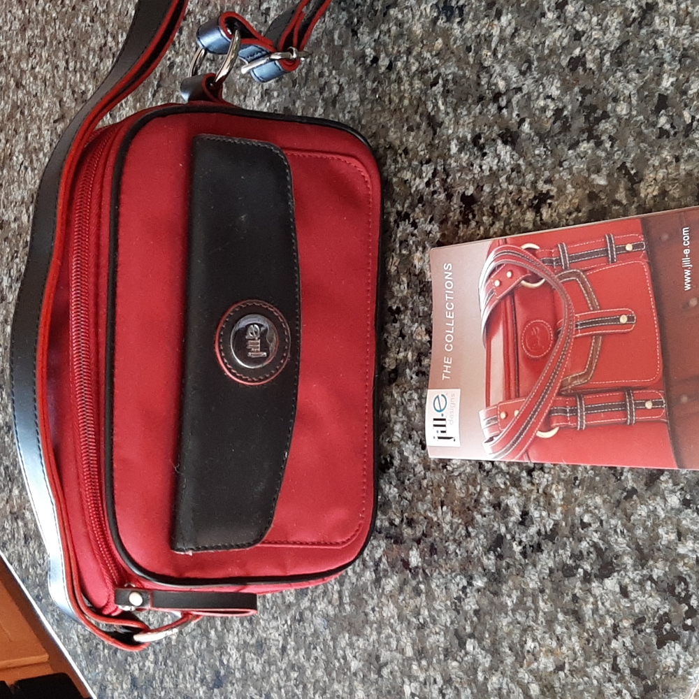 Jill-e designs Travel purse.9x6..never used travelers purse!